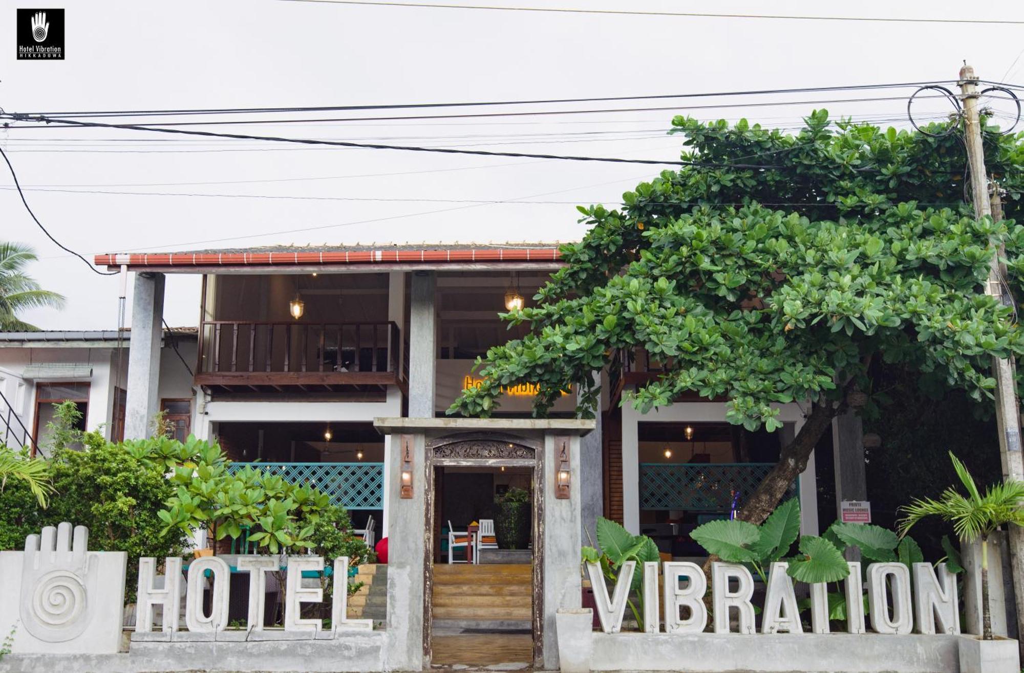 Hotel Vibration Hikkaduwa Exterior foto