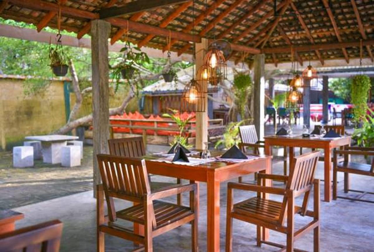 Hotel Vibration Hikkaduwa Exterior foto