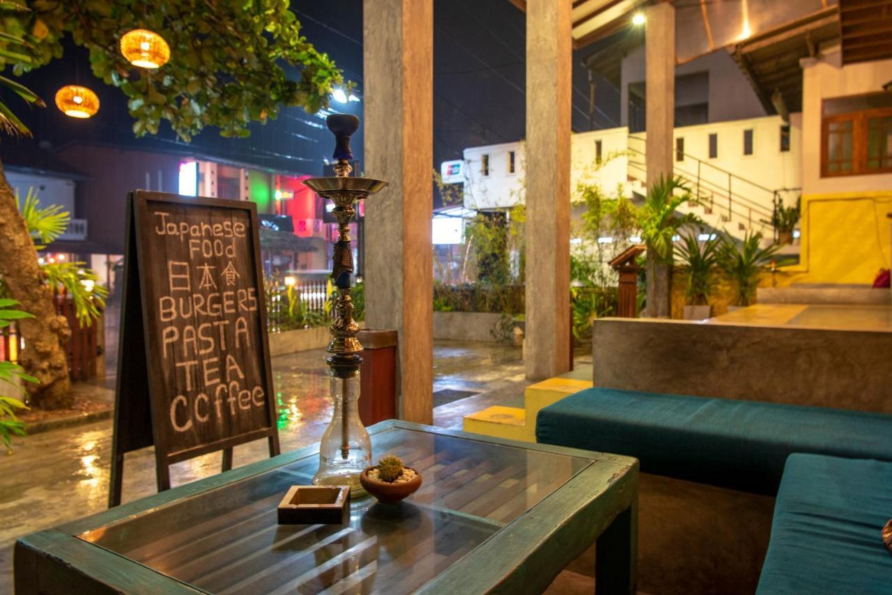 Hotel Vibration Hikkaduwa Exterior foto