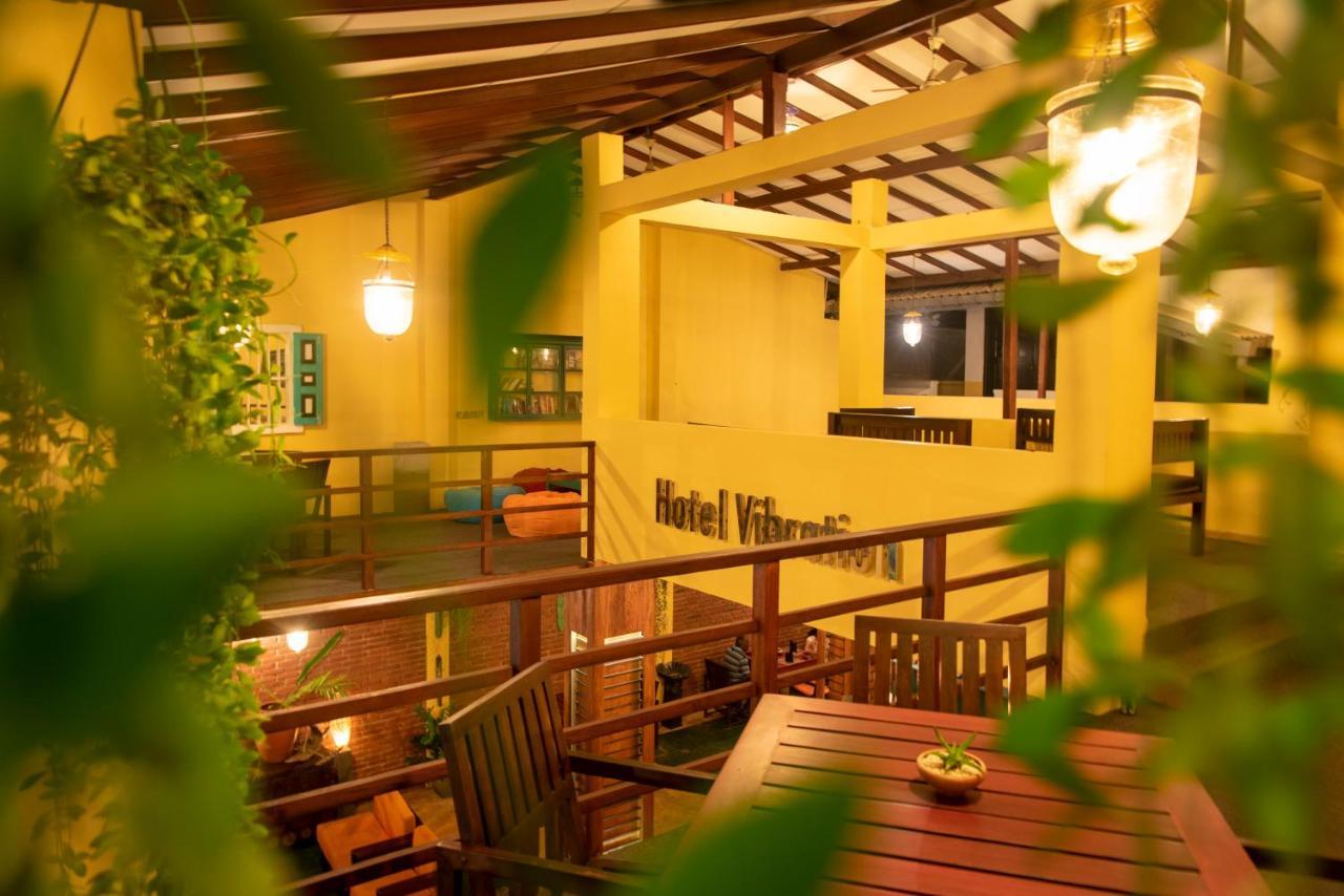 Hotel Vibration Hikkaduwa Exterior foto